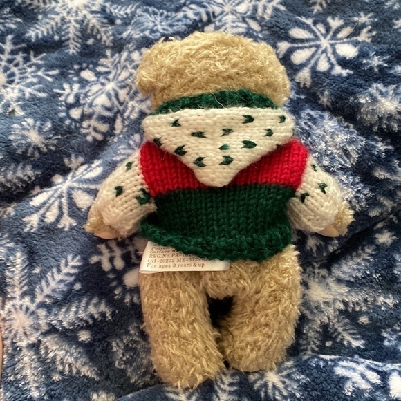 HUGFUN SMALL CHRISTMAS SWEATER TEDDY BEAR - Picture 3 of 5